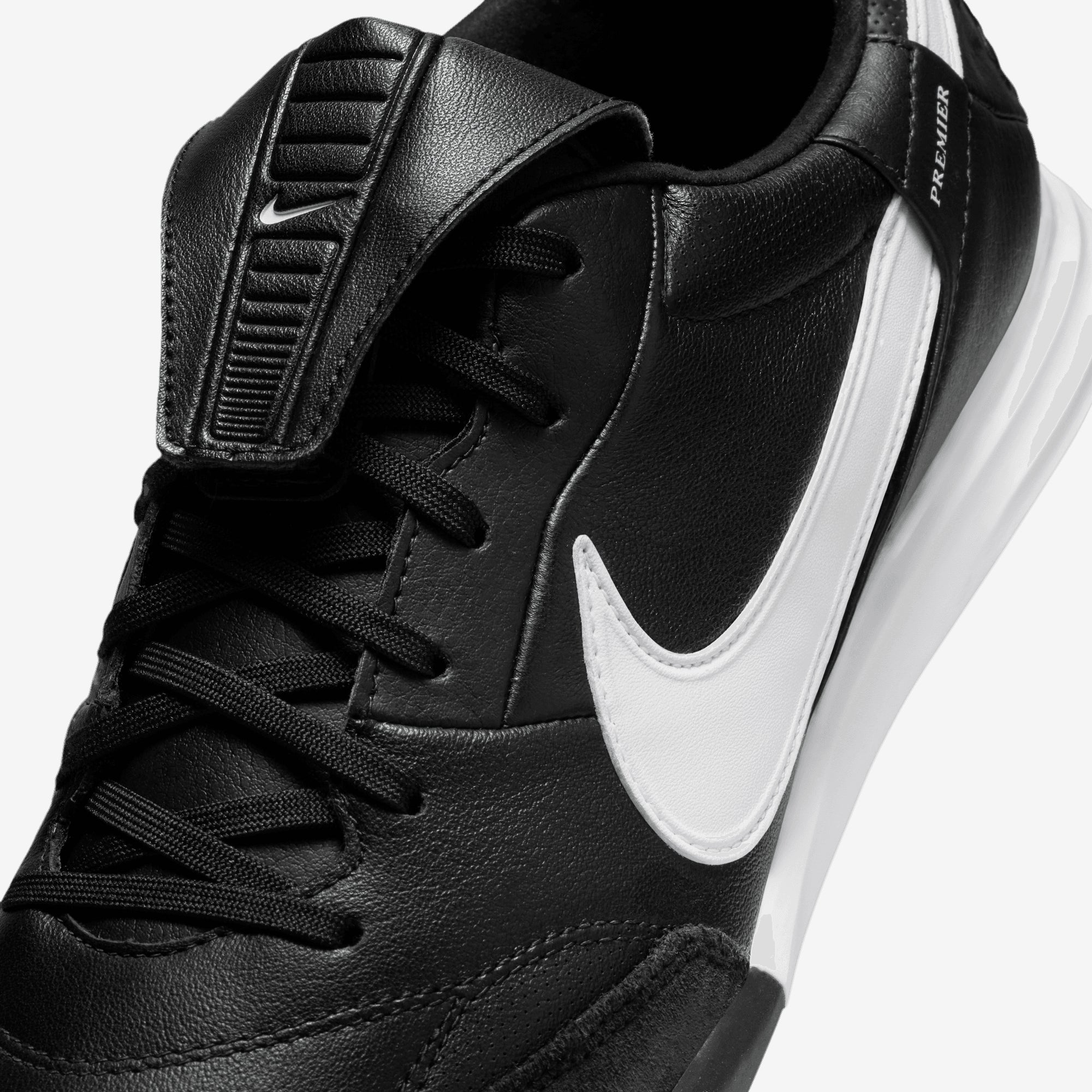 Nike Premier 3 TF Low-Top Soccer Shoes - Black/White