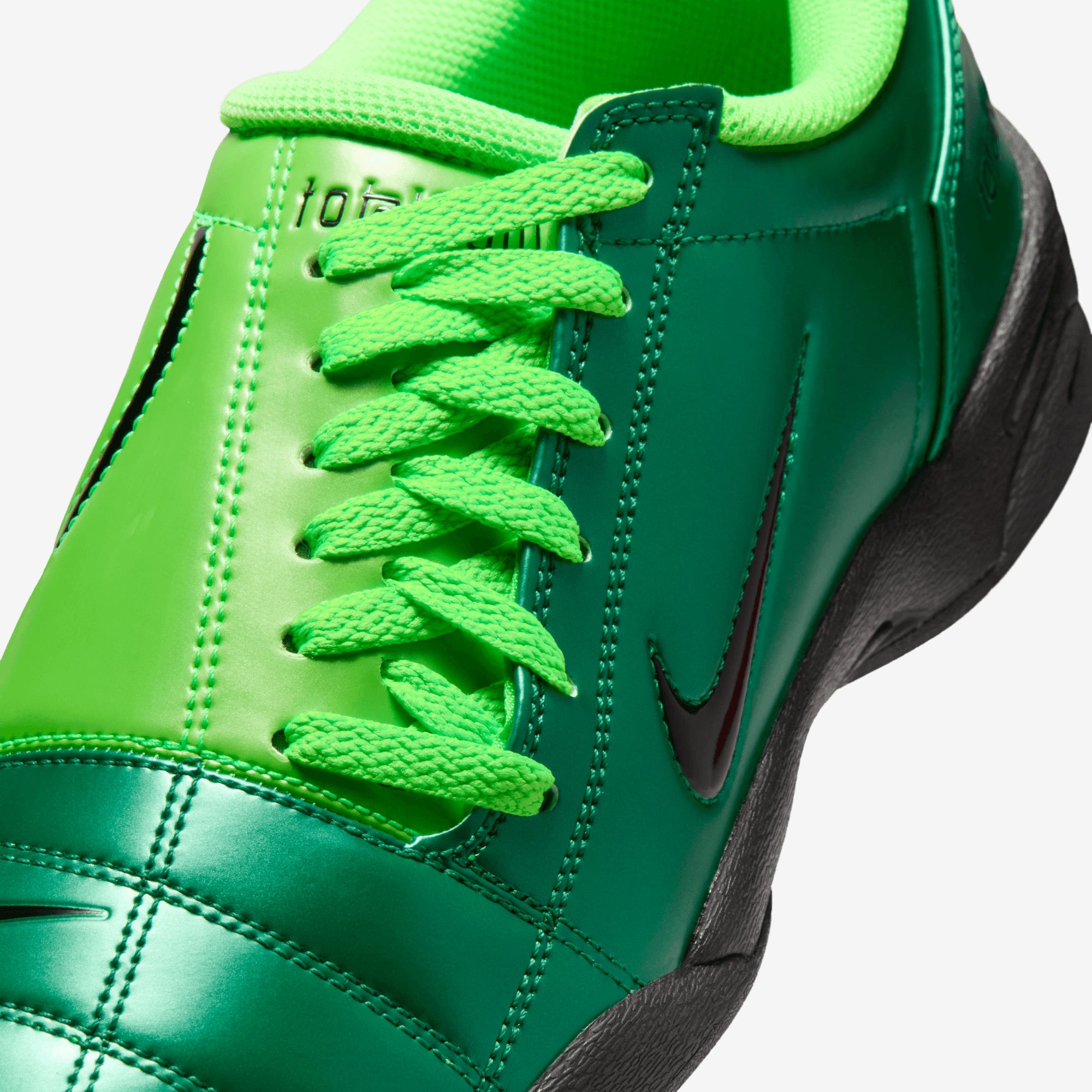 Nike Total 90 Men's Shoes - Malachite/Black-Green Strike