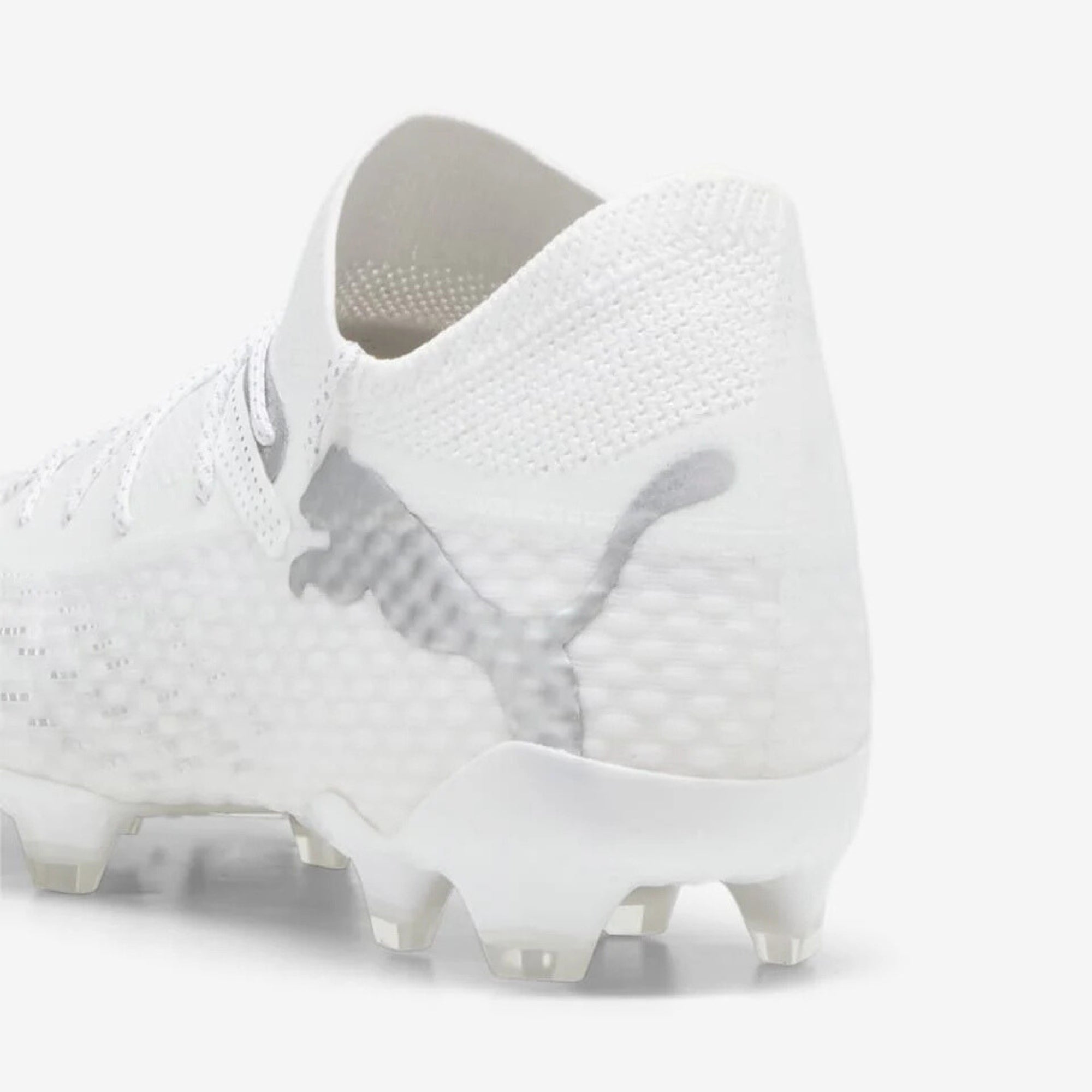 PUMA FUTURE 7 ULTIMATE Firm/Artificial-Ground Low-Top Soccer Cleats - PUMA White-Silver
