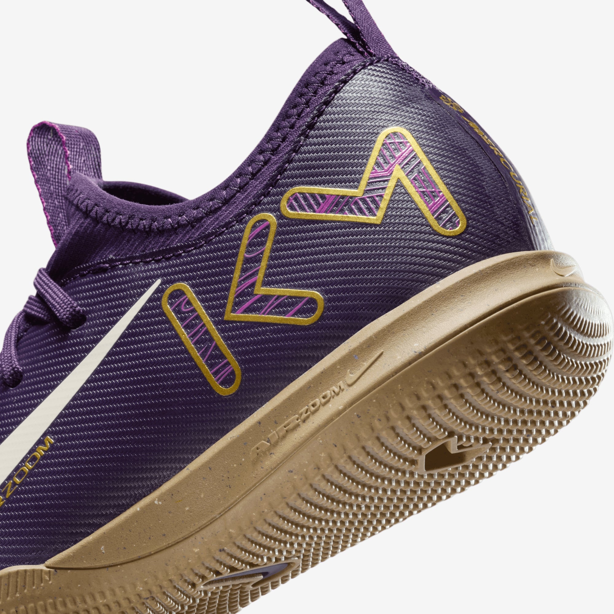 Nike Jr. Mercurial Vapor 16 Academy "Kylian Mbappé" Big Kids' Indoor/Court Low-Top Soccer Shoes - Grand Purple/Pale Ivory