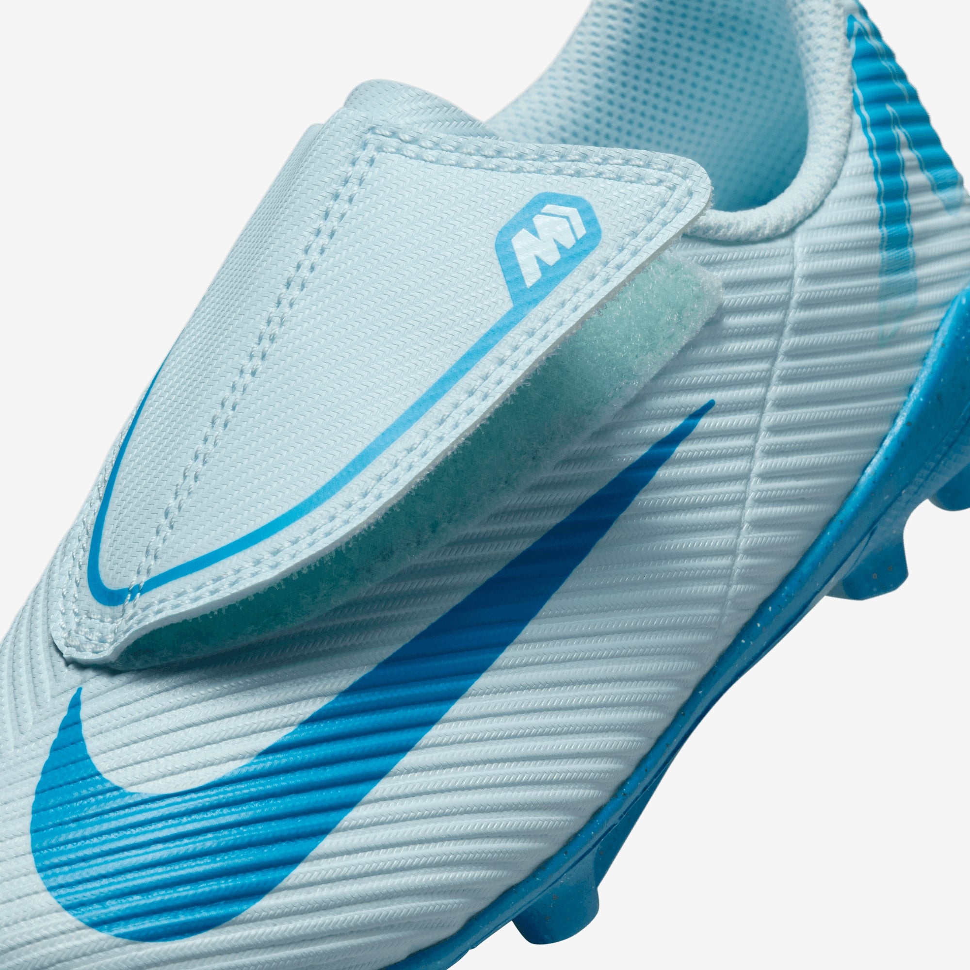 Nike Jr. Mercurial Vapor 16 Club Little Kids' MG Low-Top Soccer Cleats - Glacier Blue/Blue Orbit