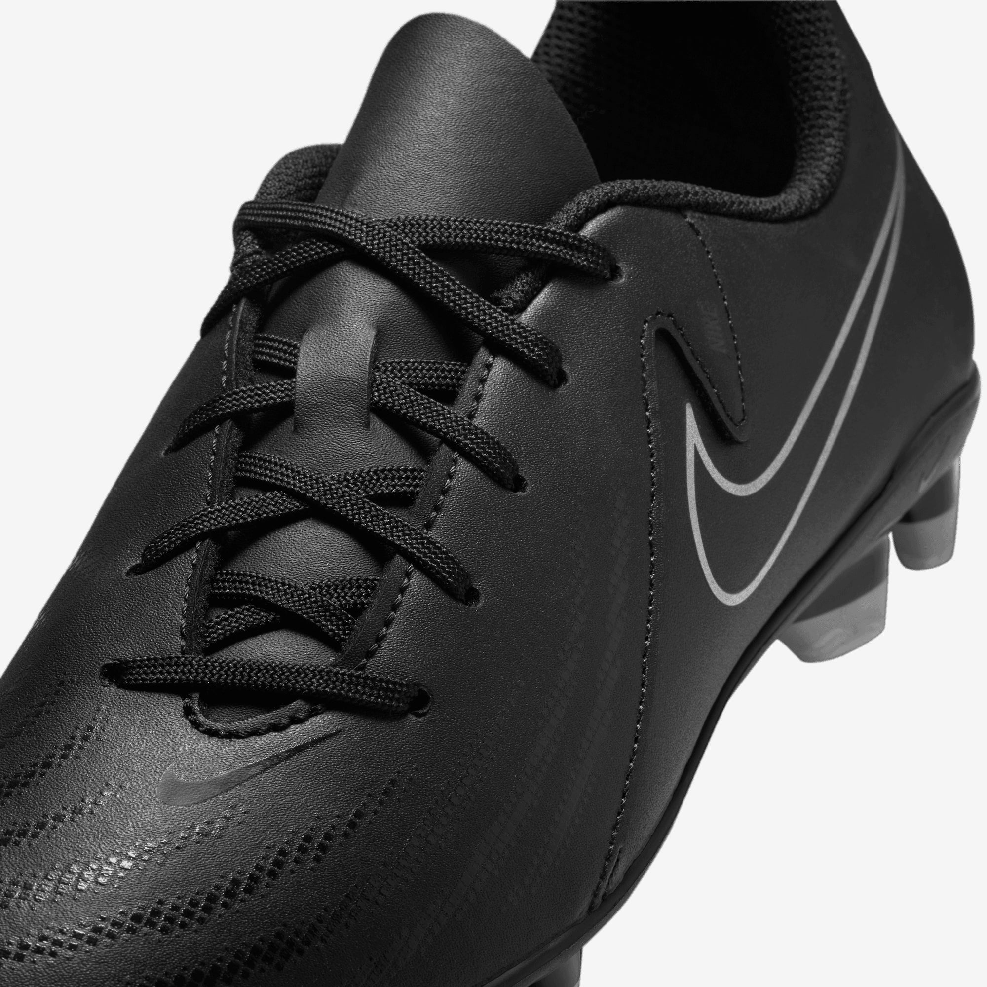 Nike Jr. Phantom GX 2 Club Little/Big Kids' MG Low-Top Soccer Cleats - Black/Black