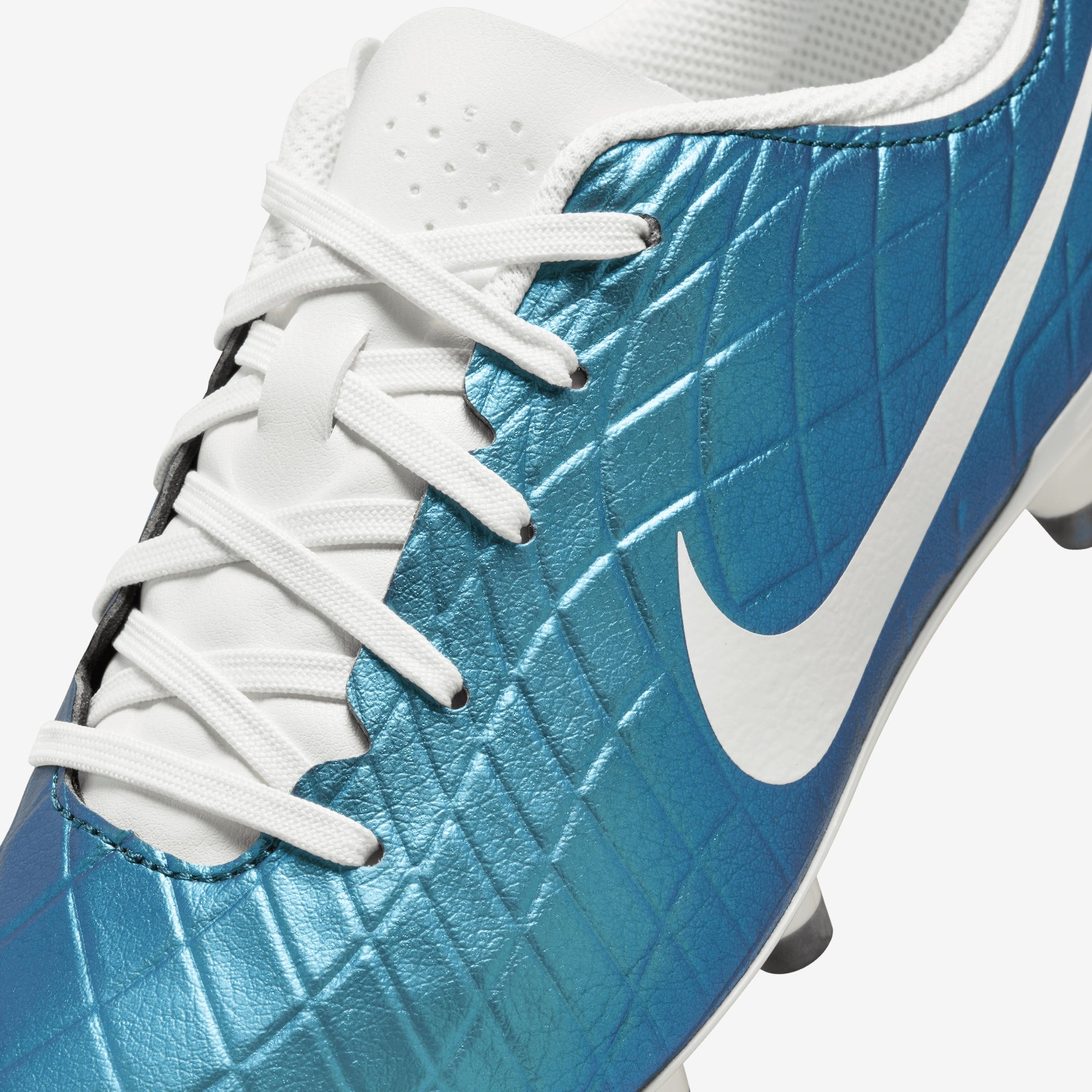 Nike Jr. Tiempo Emerald Legend 10 Academy Little/Big Kids' MG Low-Top Soccer Cleats - Dk Atomic Teal/Sail