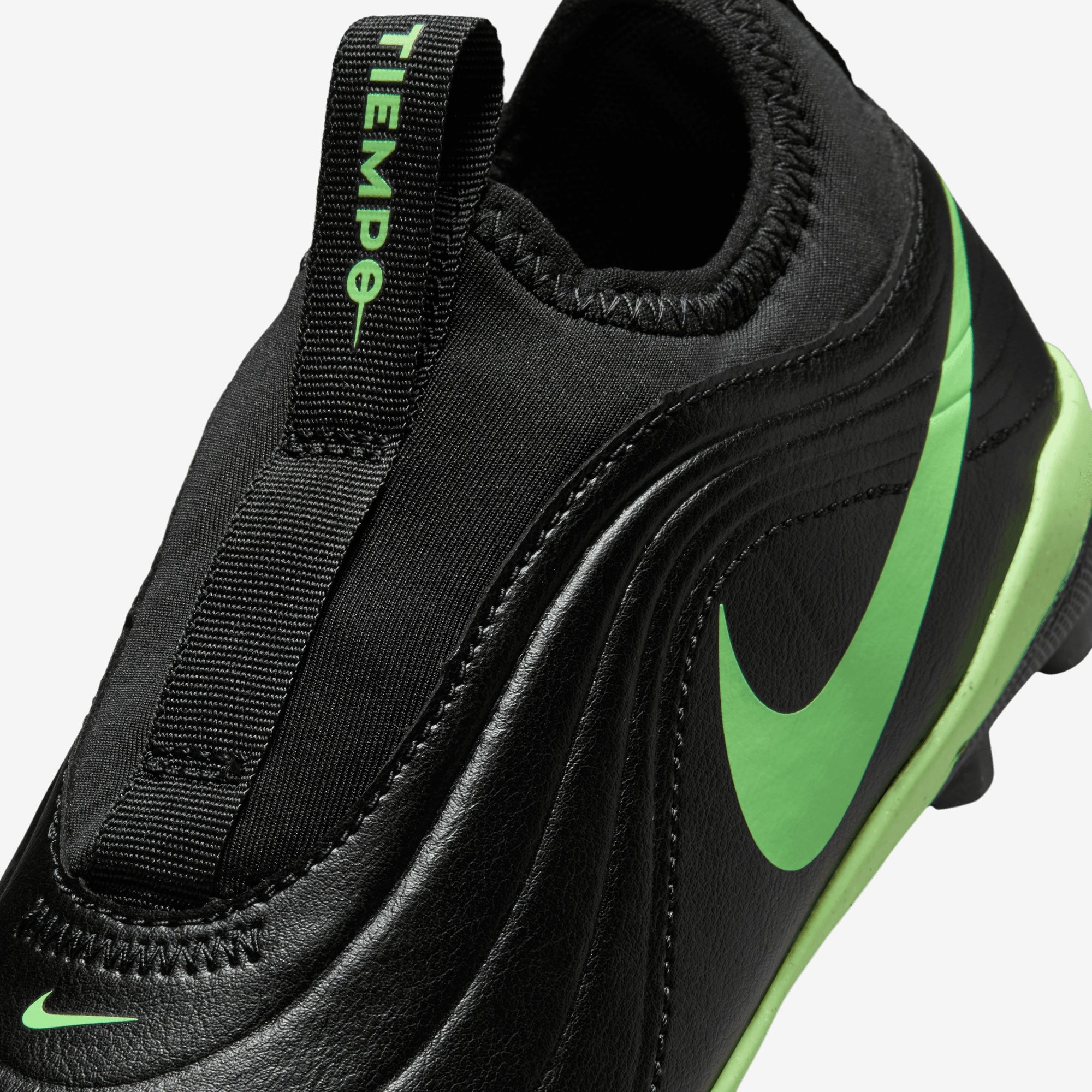 Nike Jr. Tiempo Maestro Club Flex Little Kids' Multi-Ground Low-Top Soccer Cleats - Black/Illusion Green-Black