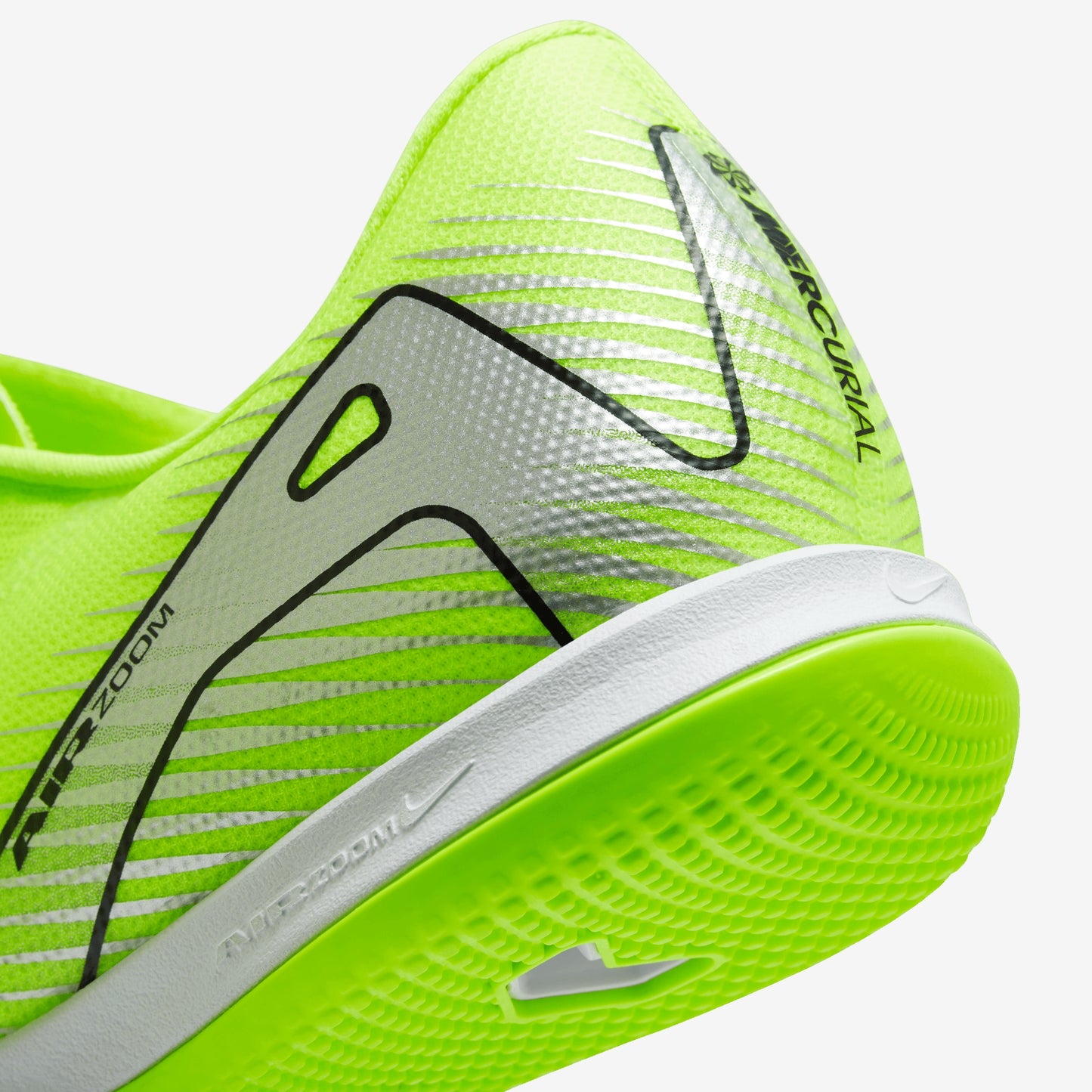 Nike Mercurial Vapor 16 Academy IC Low-Top Soccer Shoes