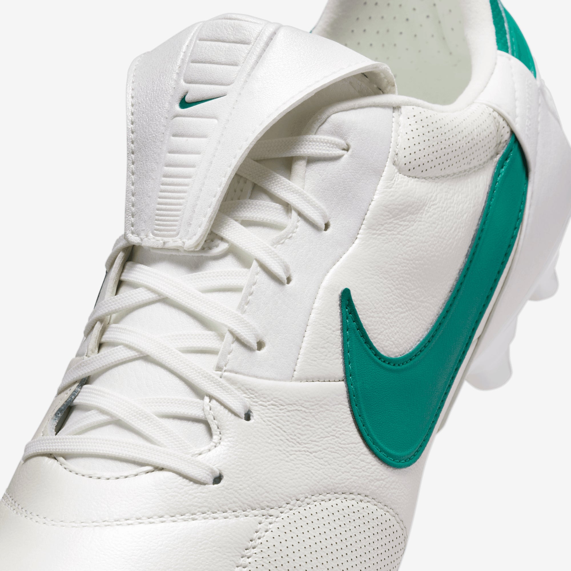 Nike Premier 3 FG Low-Top Soccer Cleats - Mtlc Summit Wht/Mystic Green