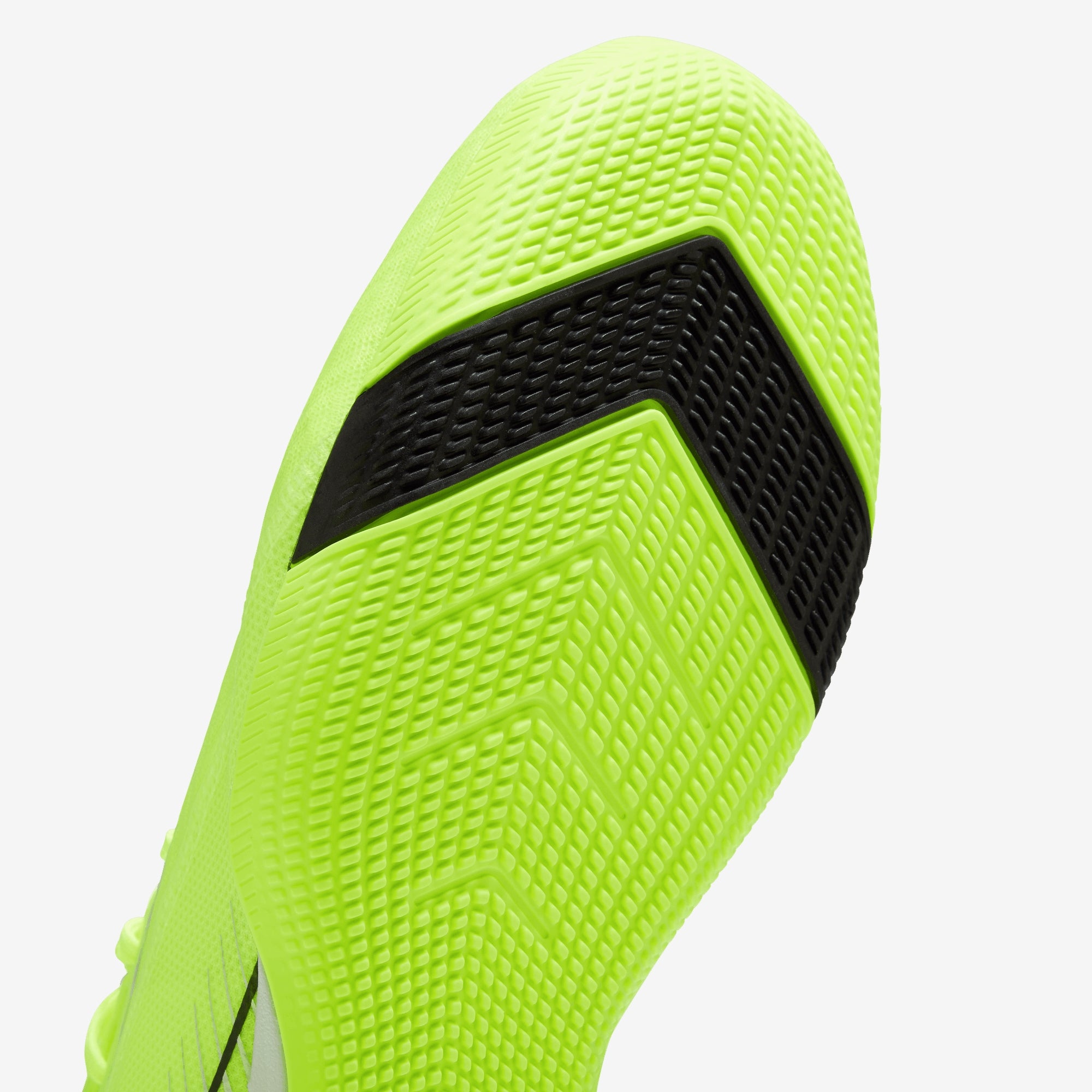 Nike Mercurial Vapor 16 Academy IC Low-Top Soccer Shoes - Volt/Black