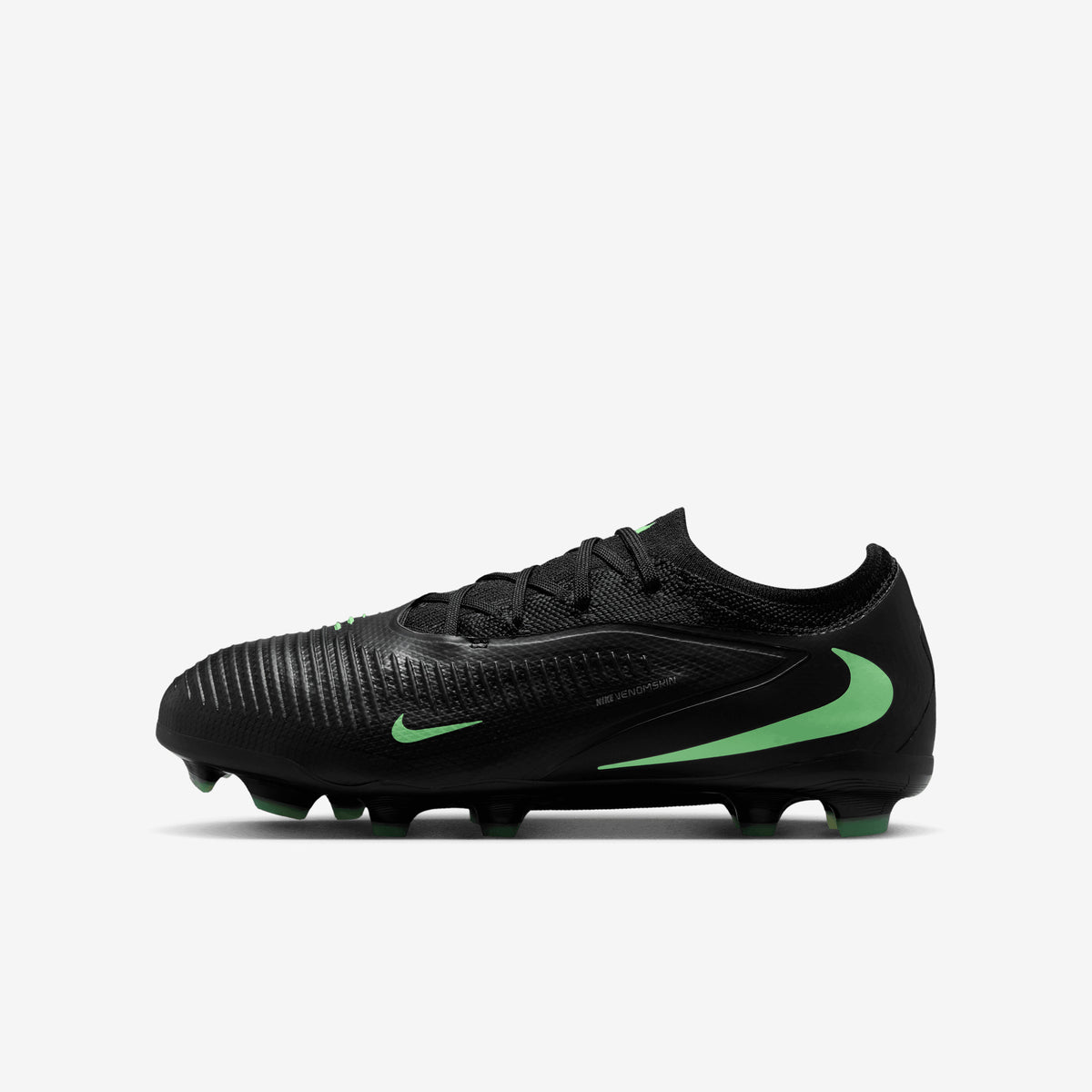 Nike Jr. Phantom 6 Low Pro Big Kids' Multi-Ground Soccer Cleats - Black/Illusion Green-Black