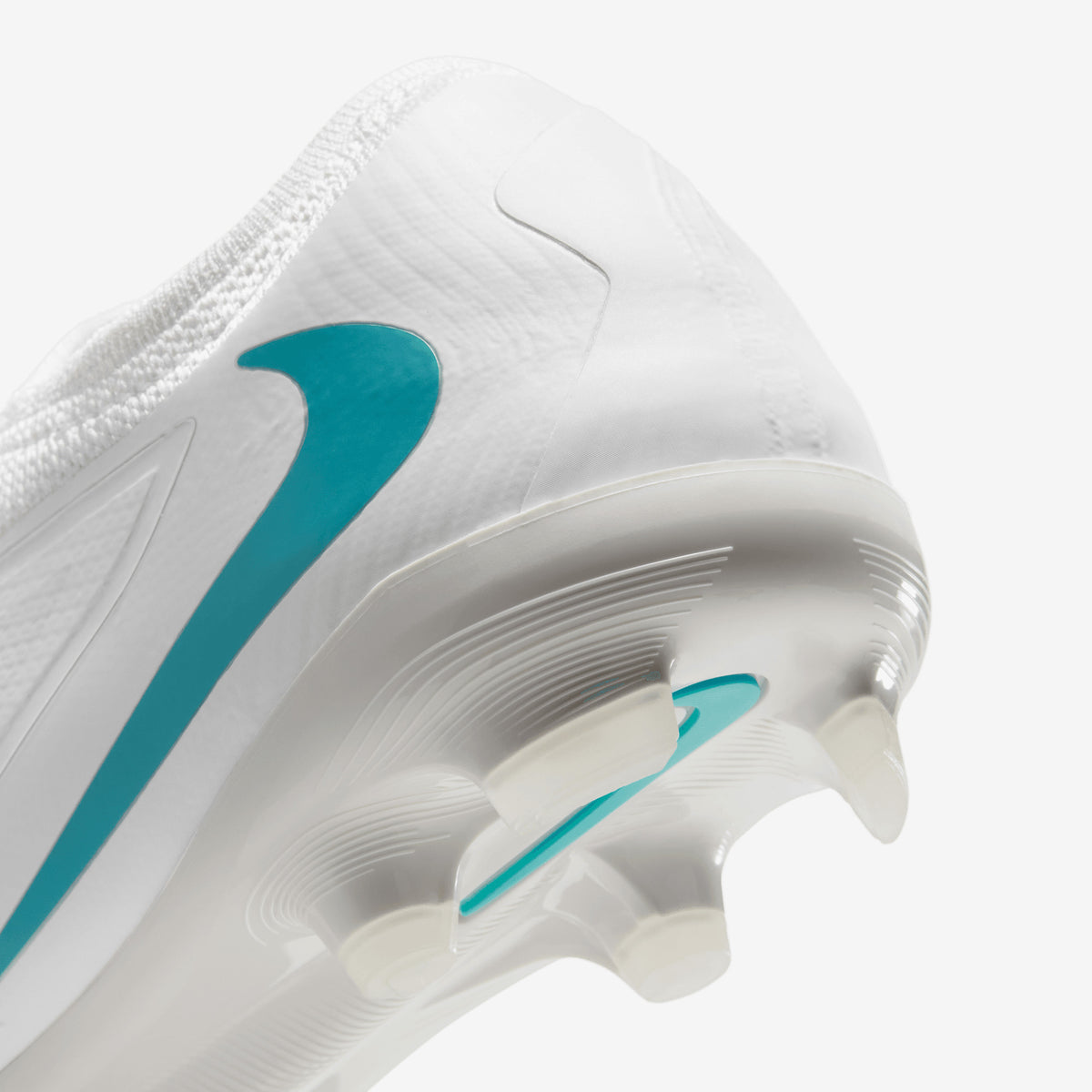 Nike Jr. Phantom 6 Low Pro Big Kids' Multi-Ground Soccer Cleats - White/Dusty Cactus-White