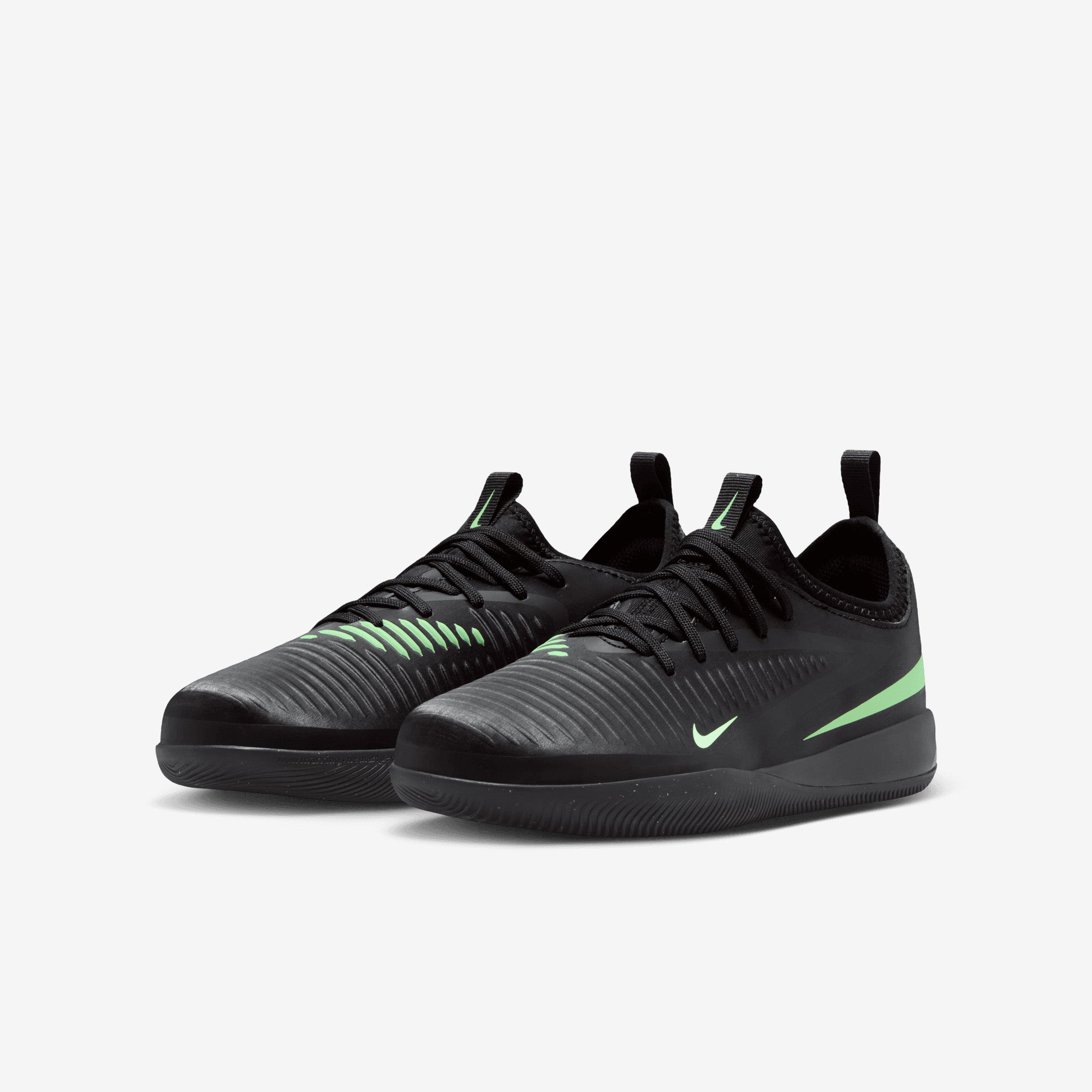 Nike Jr. Phantom 6 Low Academy Big Kids' Indoor/Court Soccer Shoes - Black/Illusion Green-Black