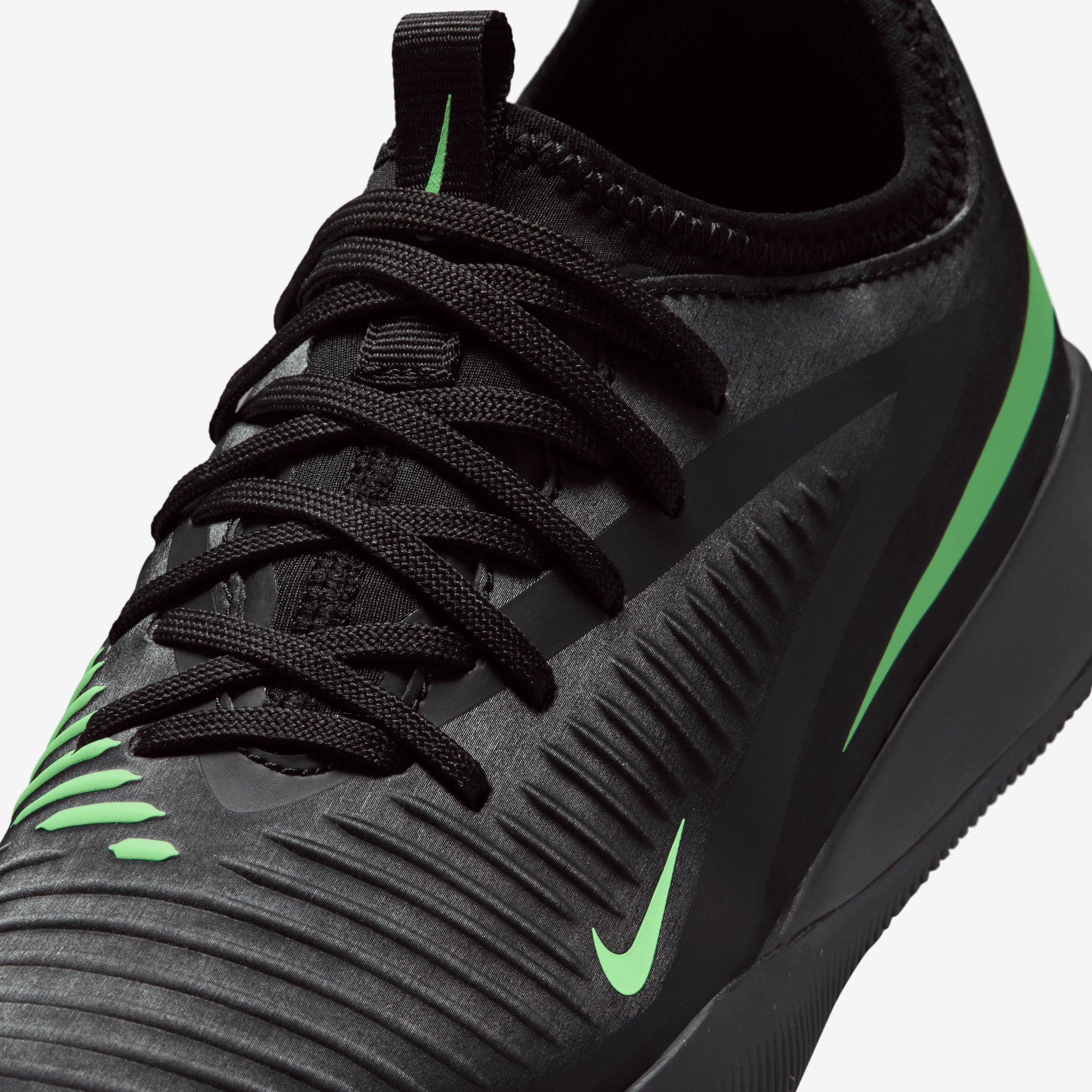 Nike Jr. Phantom 6 Low Academy Big Kids' Indoor/Court Soccer Shoes - Black/Illusion Green-Black