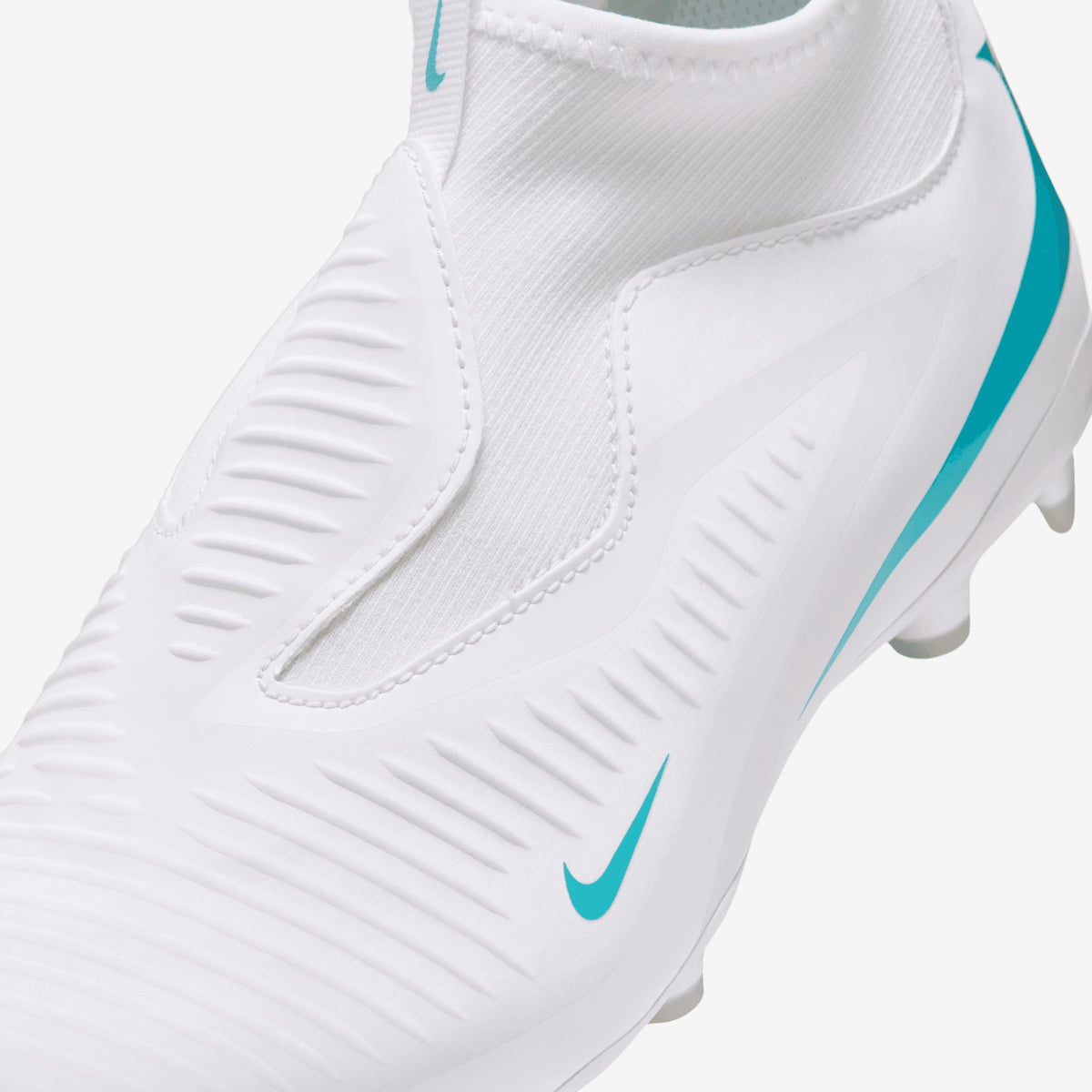 Nike Jr. Phantom 6 High Academy Big Kids' Multi-Ground Soccer Cleats - White/Dusty Cactus-White