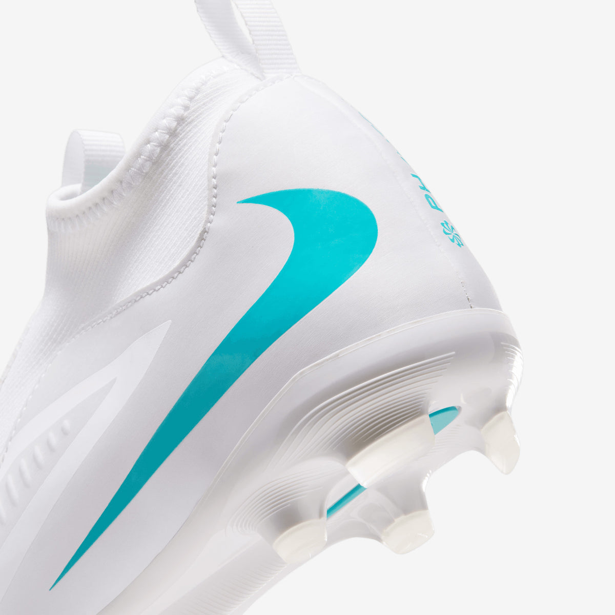 Nike Jr. Phantom 6 High Academy Big Kids' Multi-Ground Soccer Cleats - White/Dusty Cactus-White