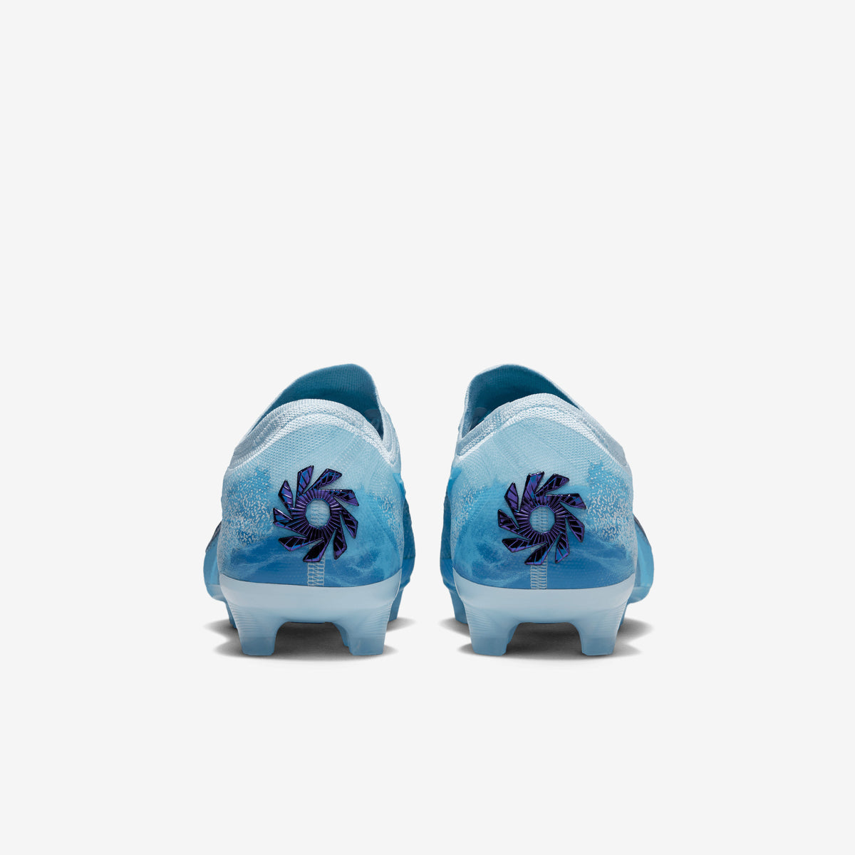 Nike Phantom 6 Low Elite Erling Haaland Firm-Ground Soccer Cleats - Baltic Blue/Blue Eclipse-Glacier Blue