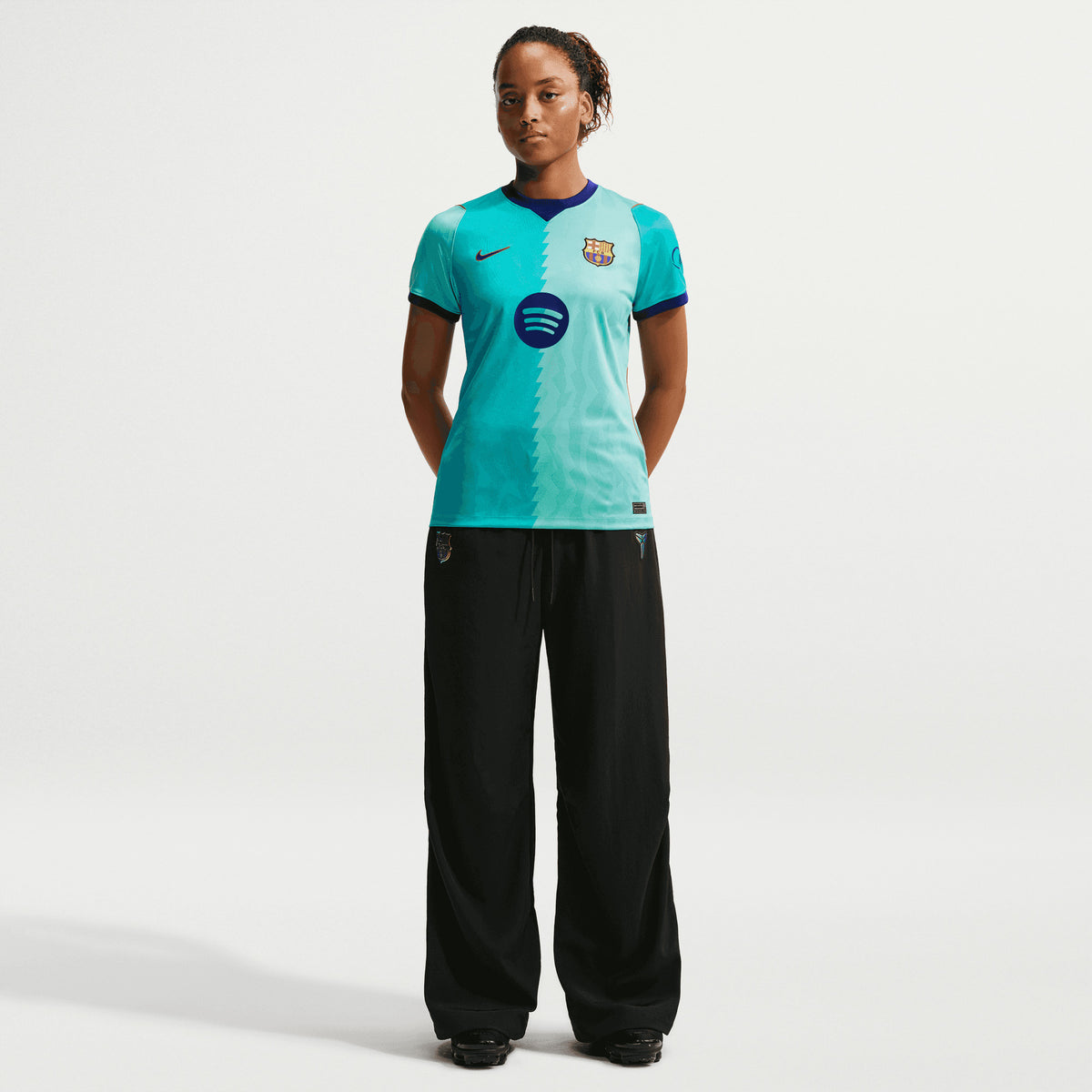 Nike FC Barcelona 2026/27 Stadium Third Women's Dri-FIT Soccer Replica Jersey - Green Frost/Green Frost/Loyal Blue
