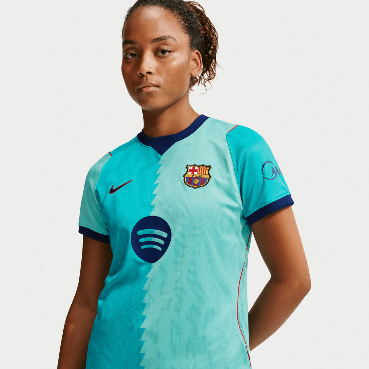 Nike FC Barcelona 2026/27 Stadium Third Women's Dri-FIT Soccer Replica Jersey - Green Frost/Green Frost/Loyal Blue