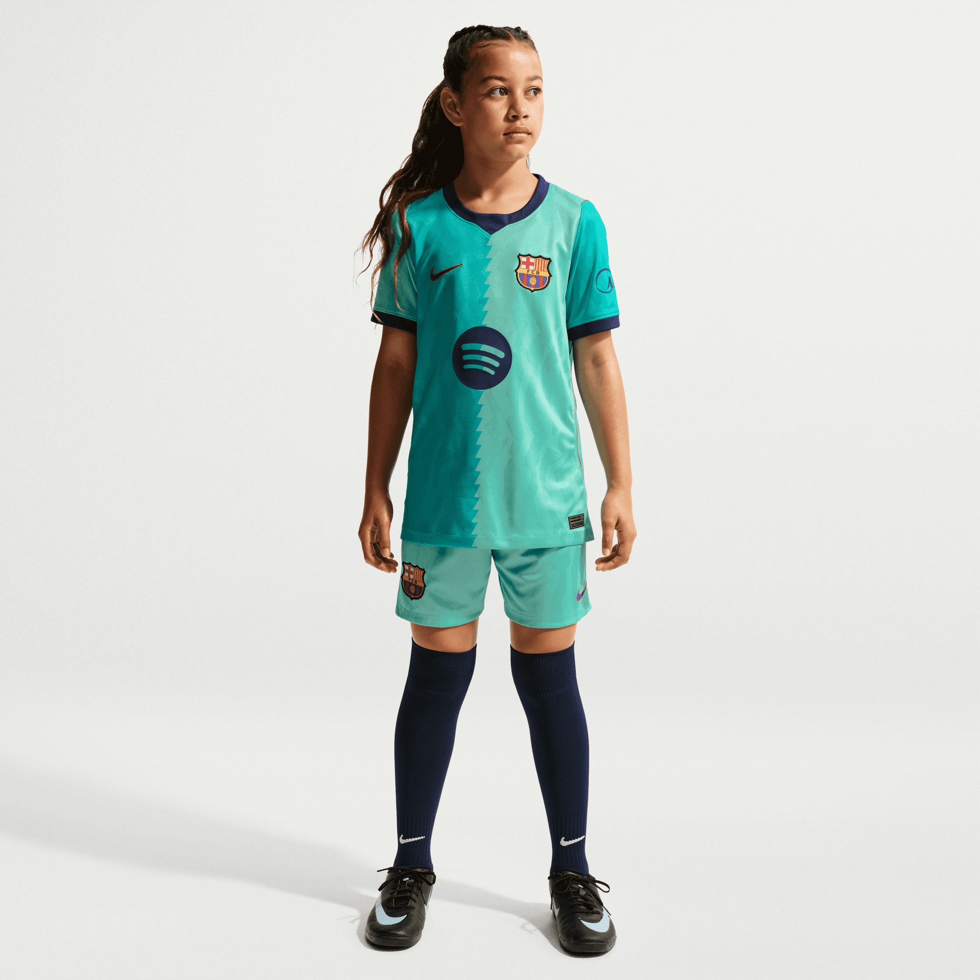 Nike FC Barcelona 2026/27 Stadium Third Big Kids' Dri-FIT Soccer Replica Jersey - Green Frost/Green Frost/Loyal Blue