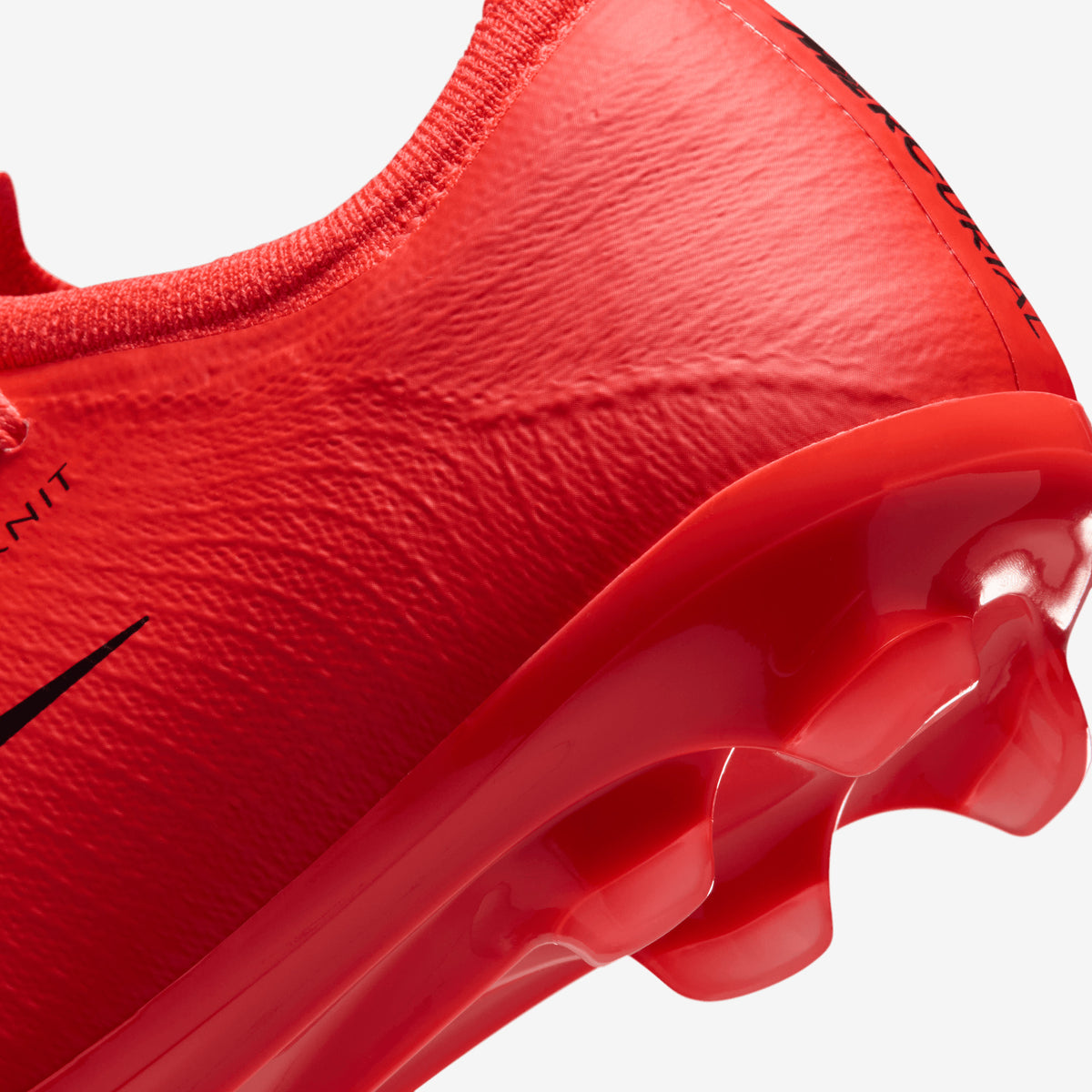 Nike Jr. Mercurial Vapor 17 Pro Big Kids' Firm-Ground Low-Top Soccer Cleats - Bright Crimson/Blur