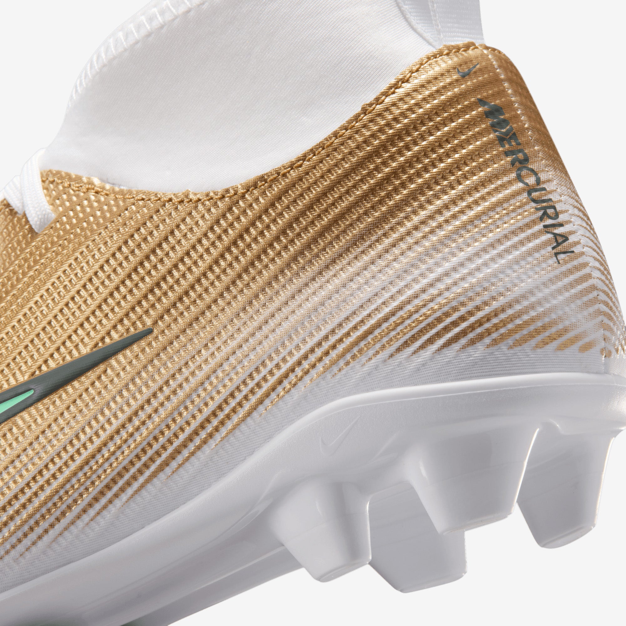 Nike Jr. Mercurial Superfly 11 Club Kylian Mbappé Big Kids' Multi-Ground High-Top Soccer Cleats - Metallic Gold/Green Glow