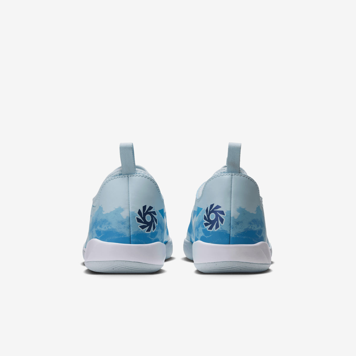 Nike Jr. Phantom 6 Low Academy Erling Haaland Big Kids' Indoor/Court Soccer Shoes - Baltic Blue/Blue Eclipse-Glacier Blue