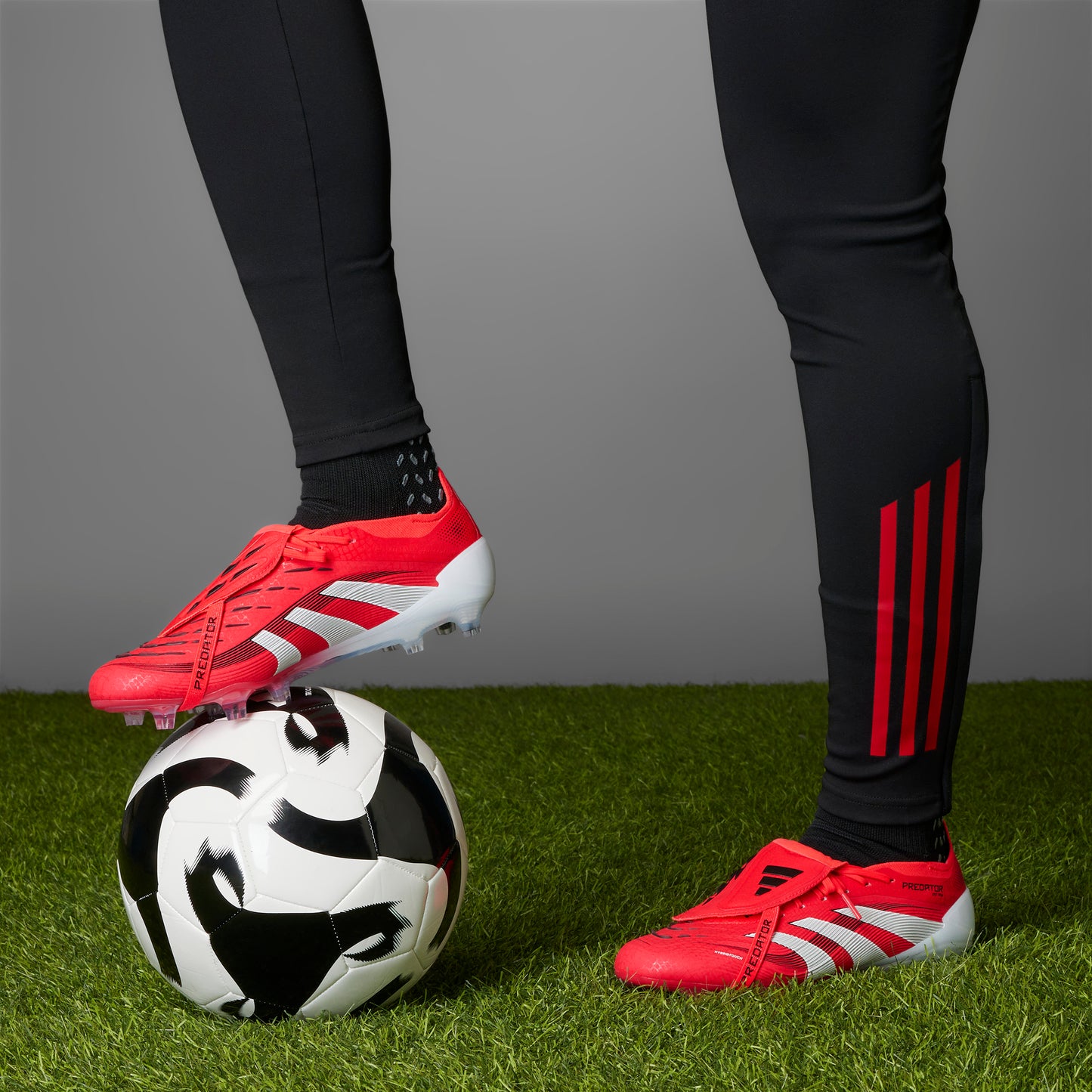 adidas Predator Elite Fold-Over Tongue Firm Ground Cleats