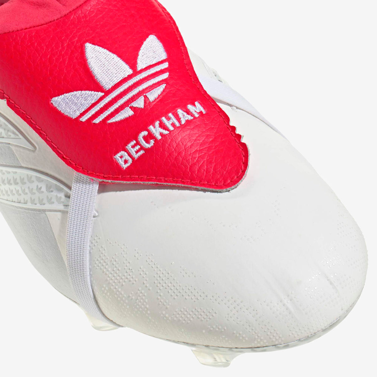 adidas Predator Elite Fold-Over Tongue David Beckham Firm-Ground Low-Top Soccer Cleats - Ftwr White / Silver Met. / Lucid Red
