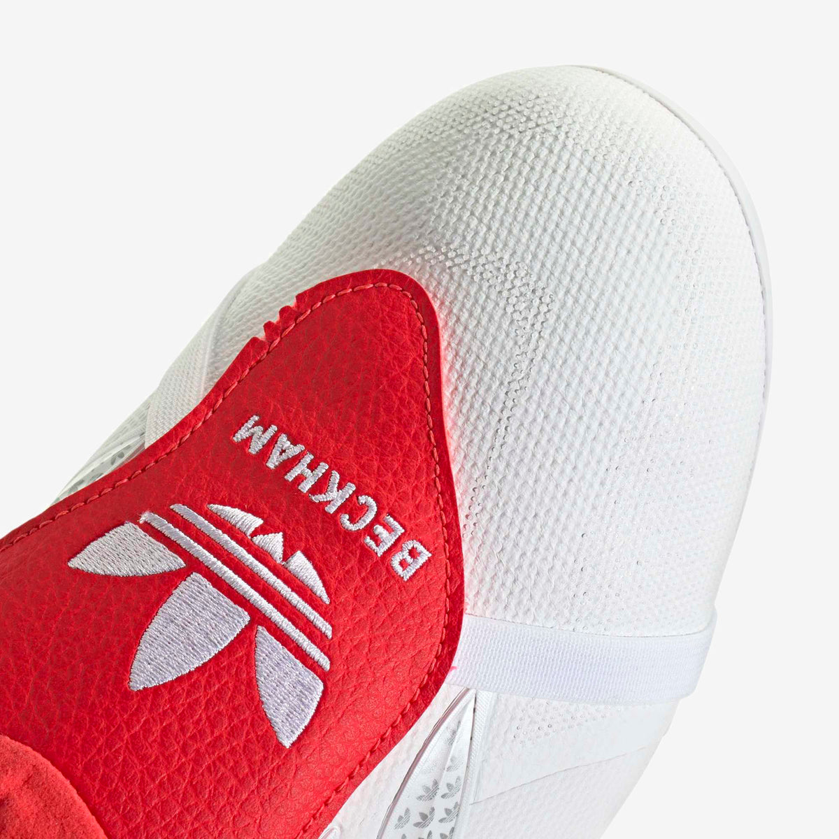 adidas Predator League Fold-Over Tongue David Beckham Firm-Ground Low-Top Soccer Cleats - Ftwr White / Silver Met. / Lucid Red
